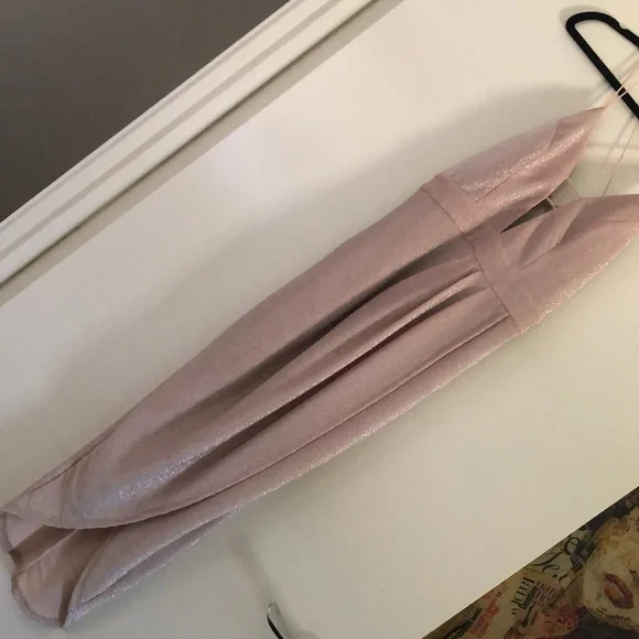 Evening dress - Picture 2 of 3